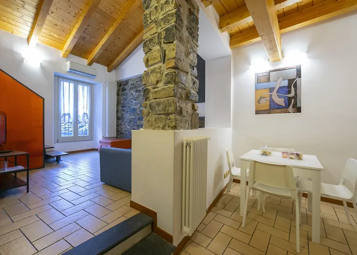 Le Stanze Del 3* Como