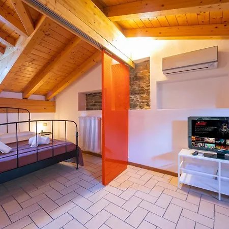Le Stanze Del 4*